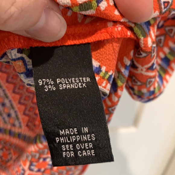 Peep shoulder Aztec print - Juniors size large - Picture 4 of 5